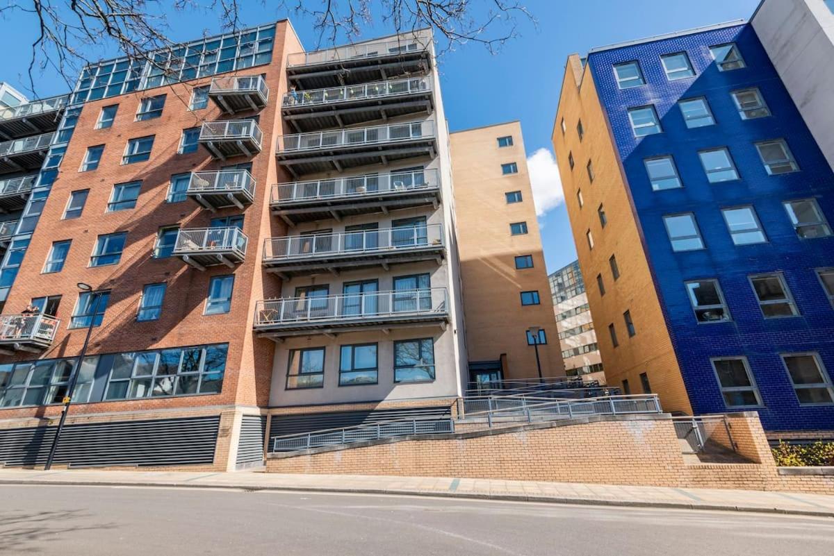 Sheffield City Centre Apartment & Balcony Bagian luar foto