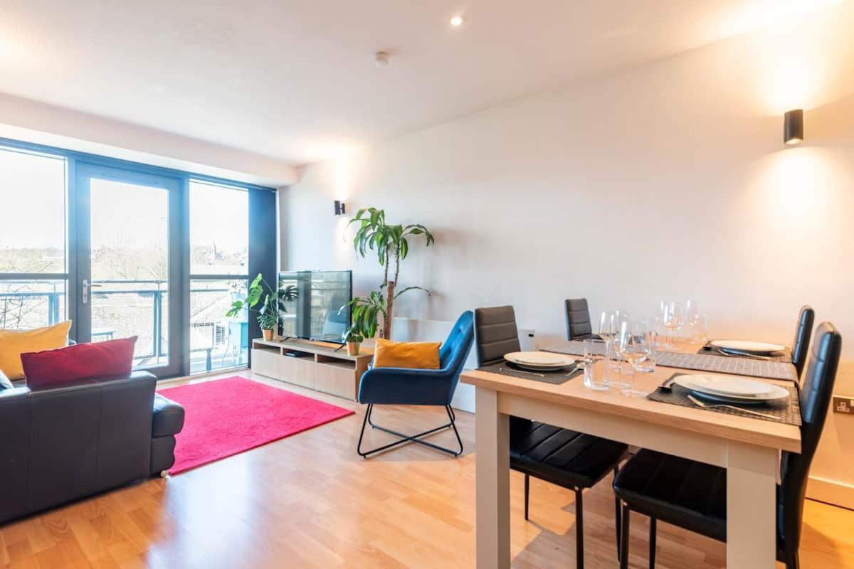 Sheffield City Centre Apartment & Balcony Bagian luar foto